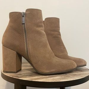 Lucky Brand taupe leather ankle boots, size 7.5